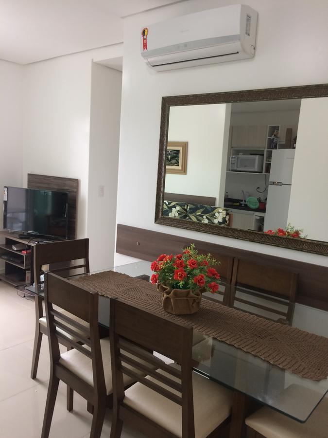 Apartamento Lindo Apto, 50metros Do Mar, Ideal Familias Florianopolis